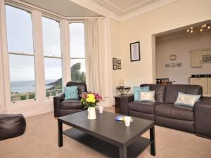 2 Bed in Ilfracombe oc-oedge
