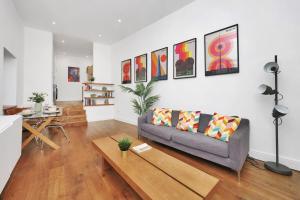 Loft Aartment Short Term Rental & Flexible Renting Hackney With Free WiFi & Balcony