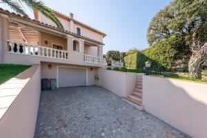Villa provençale avec piscine et vue mer !