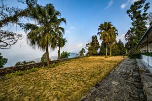 Singell Tea Estate - A CGH Earth Experience