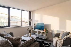 Bright 1 Bed Apartment in Central Wrexham