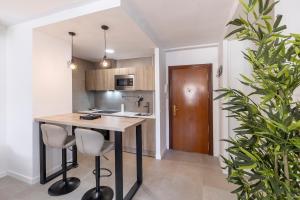 Bhost - Carihuela Las Higueras