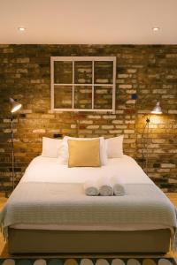 Stylish Studio Flat in Fullwoods Mews, London