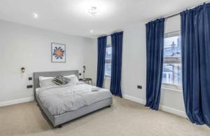 Spacious 3 Bedroom House in Greenwich