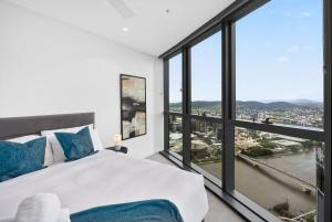 3 Bedroom Luxury Apartment in the Sky