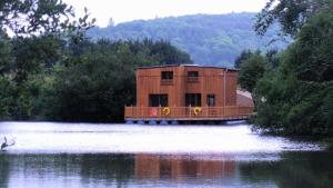 Maisons de vacances Cabanes flottantes et gites au fil de l'eau : photos des chambres