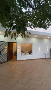 Studio Apartment-1Rk Private flat by FRNDS living