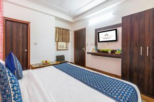 Hotel DA Raj Palace Near Delhi Airport