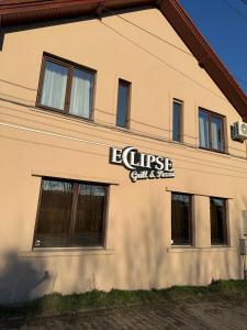 Eclipse grill and pizza