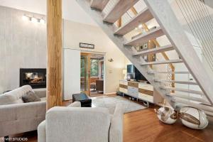 Pet Friendly Cottage in Grand Beach, Michigan
