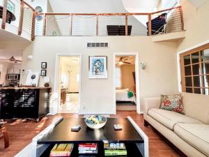 Pet Friendly Cottage in Grand Beach, Michigan