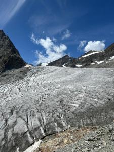 Puy Saint Vincent Le Hameau des Écrins agréable appartement 30m2, de 4 à 6 couchages