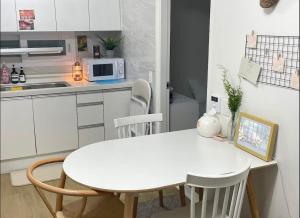 3 minute walk from subway station, Hongdae & Gangnam 20 minutes #Joy House