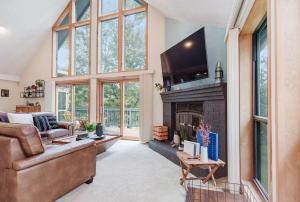 Radiant Mountain Vacation Rental Oasis near Potomac River in West Virginia