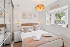 Spacious 4 bed2 bath house with garden near Canary Wharf