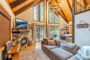 Cozy A-Frame Cabin with Loft Movie Nights | Pet-Friendly Retreat Near Beaches & Trails, Tahoma, CA