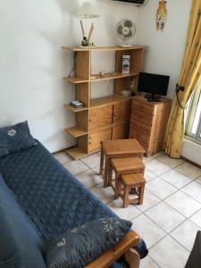 Séjour paisible avec piscine et vue sur le lac
