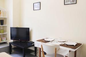 40m studio with sleeping area & Wifi