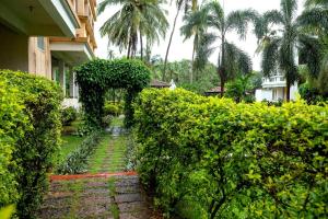 Gulmohar by Hottley - 2BHK Pool View Apartment