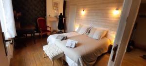 Gite galets et bois flottés proche mer gold beach meublé de tourisme 4 étoiles