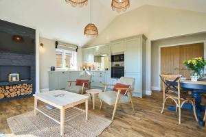 Host & Stay - Toad Cottage