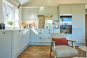 Host & Stay - Toad Cottage