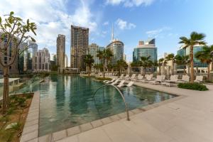 Stunning 1 Bedroom Burj Khalifa View
