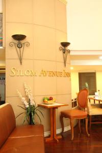 Silom Avenue Inn