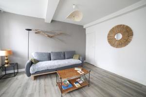 Le pont Saint Roch Logement lumineux avec garage