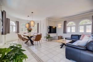 108-Villa, 2 Minutes Walk to the beach, Heated pool
