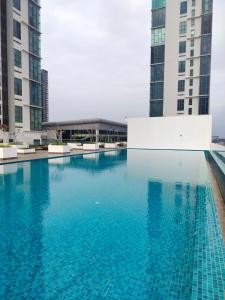 Bangi Studio Suite - Netflix
