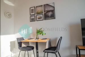 Bloomfields Studio in Oasis Masdar