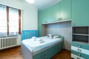 Spacious Apartment near Beccaria with Hydromassage Tub