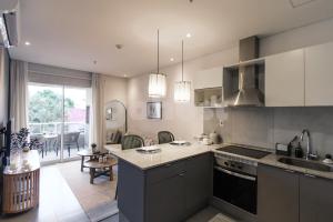 Modern 1 BR apt in Las Lomas, near Shopping delSol