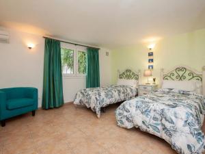 Wonderful Puerto Del Carmen Villa Central Location Villa Cilla Sea Views
