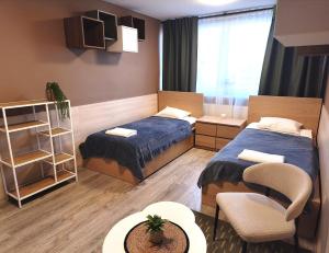 Cozy Double Room with Workspace Self Check in