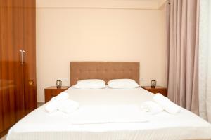 Velaris Apartments 101
