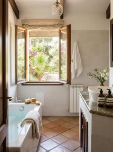 Villa Estrella Privé with Private Pool and Billiard room img26