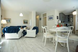 Vivien central 2 bedroom apartment