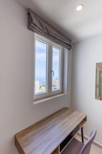 Valley & Sea View 2BR Penthouse - 6 mins to Balluta Bay by QuickTrips