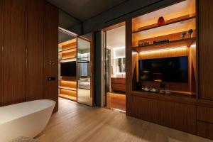 Lanterna Collection