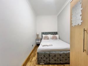 Bloomsbury apartment