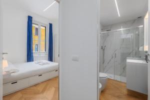 5 min to Metro, 8-15 min to Central Station and Duomo, Air Conditioning