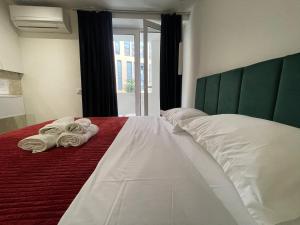 Le petite Studio Apartments - ENJOY TRAVEL