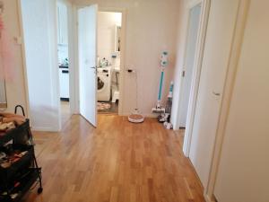 Cozy Guest Room in Green Uppsala - Walk to Central Station