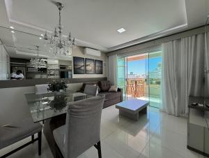 Residencial Luize 302 - Apto para 7 pessoas na Praia de Palmas a 350m do mar