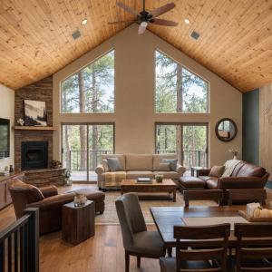 Bluejay-Getaway Luxury Cabin in Munds Park