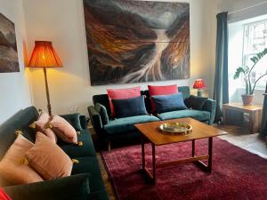 Historic Apartment near the Castle, 5 min from train station