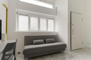 GuestHost - Cozy Flat near Central & Grec0 Pirelli Stations