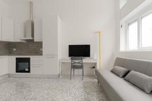 GuestHost - Cozy Flat near Central & Grec0 Pirelli Stations